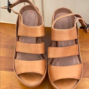 Chocolat Blu wedge shoes 6